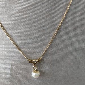 Sarah coventry chain with  faux pearl and bracelet set